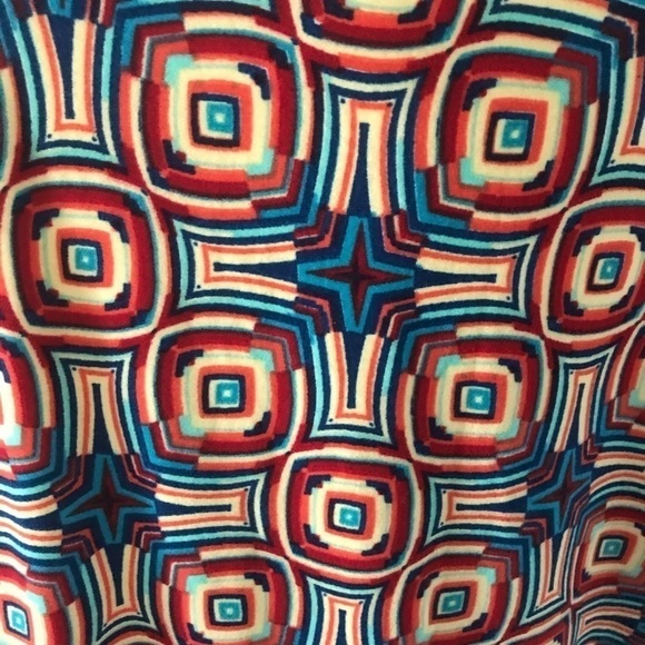Lularoe Irma Tunic Top - Picture 7 of 10